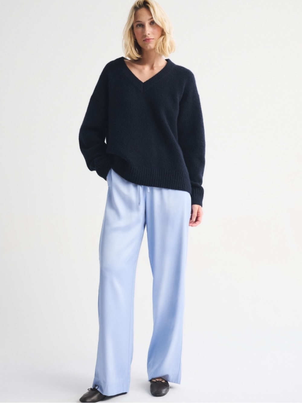 A&F Satin Pull-On Pant NWT